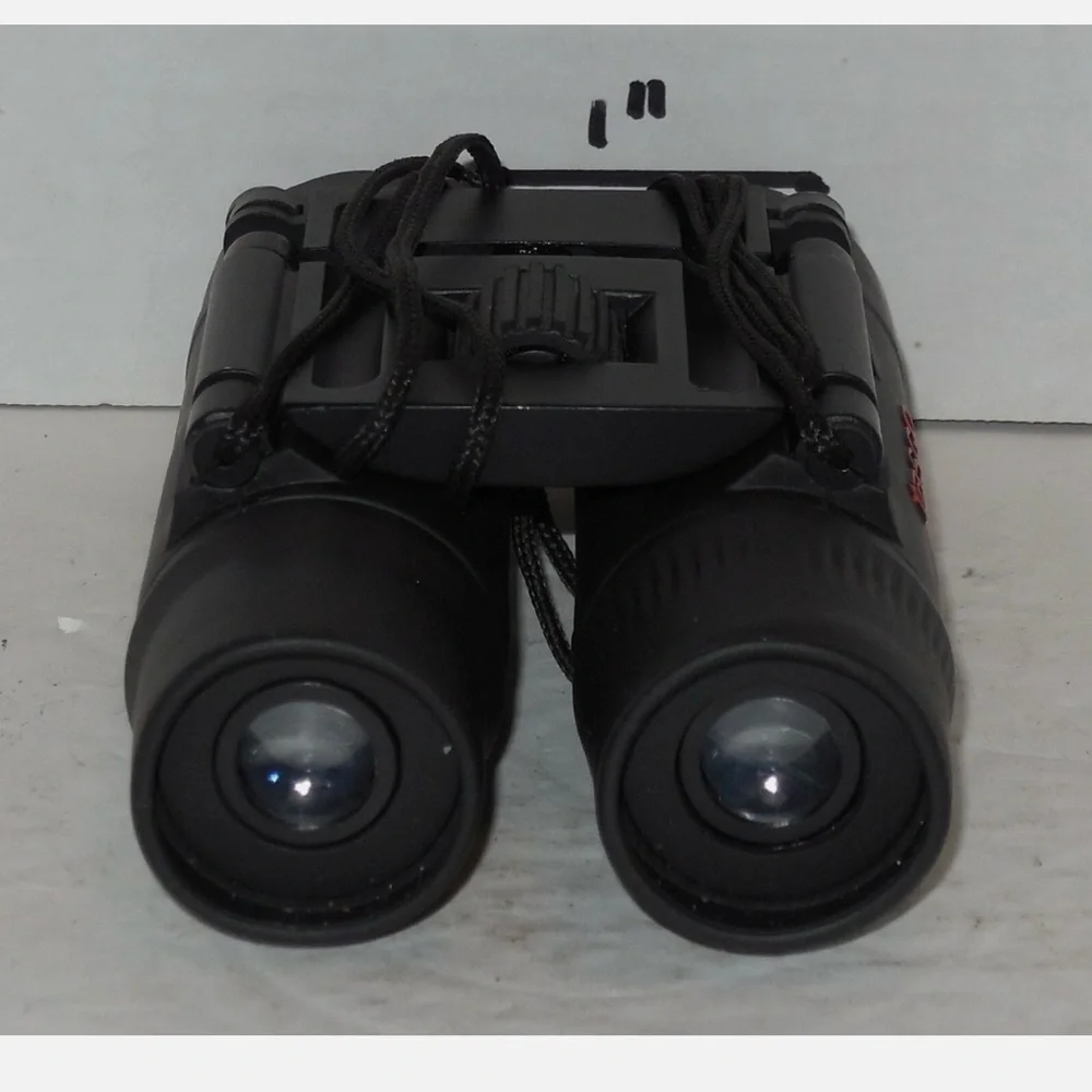 Tasco mini Compact Binoculars 10x25 with case